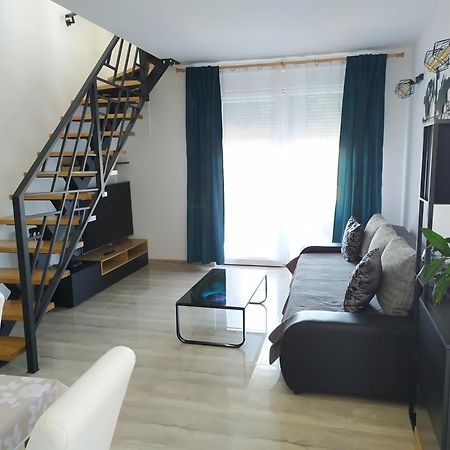 Apartmani Mira Nin Extérieur photo