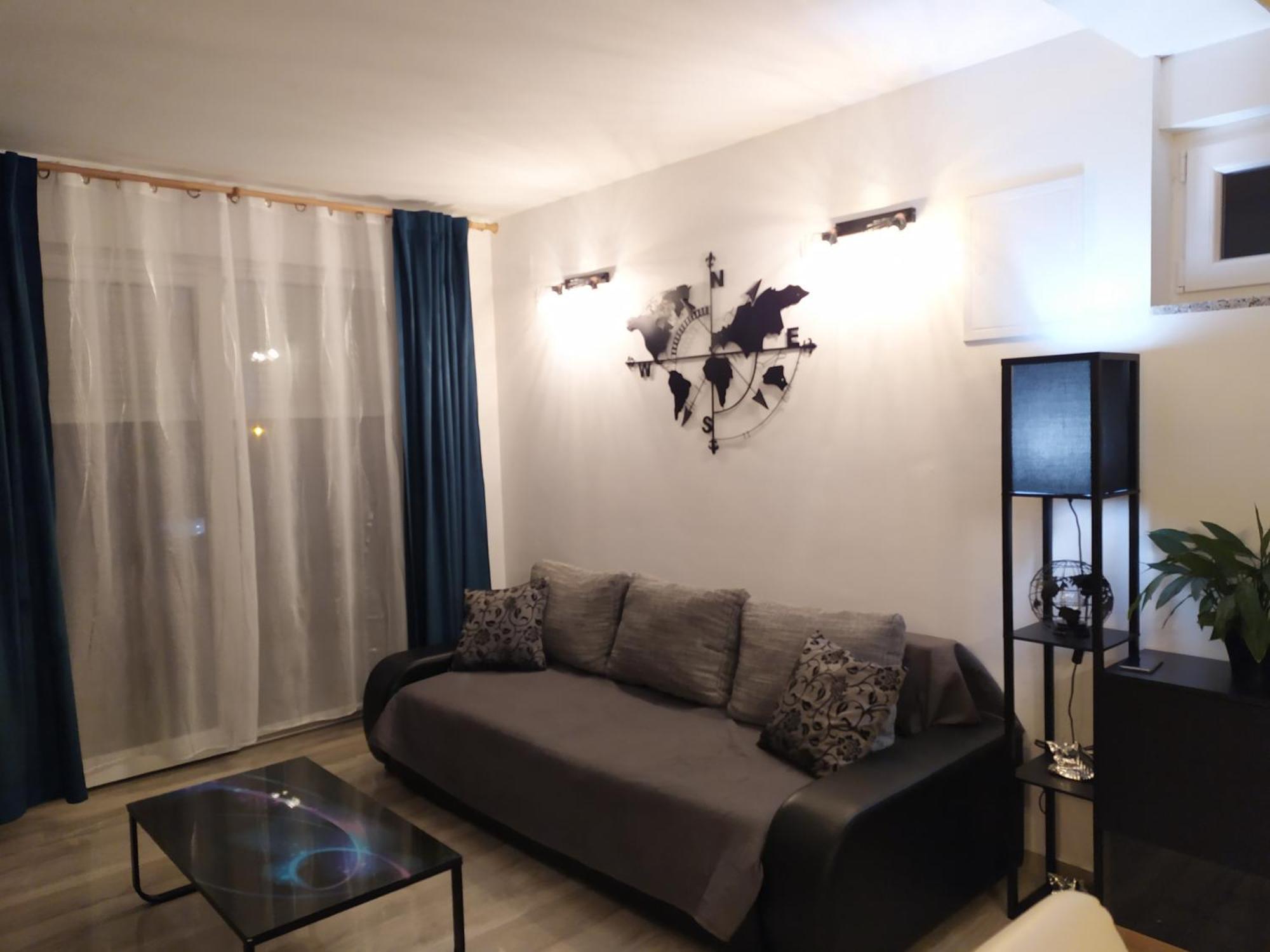 Apartmani Mira Nin Extérieur photo