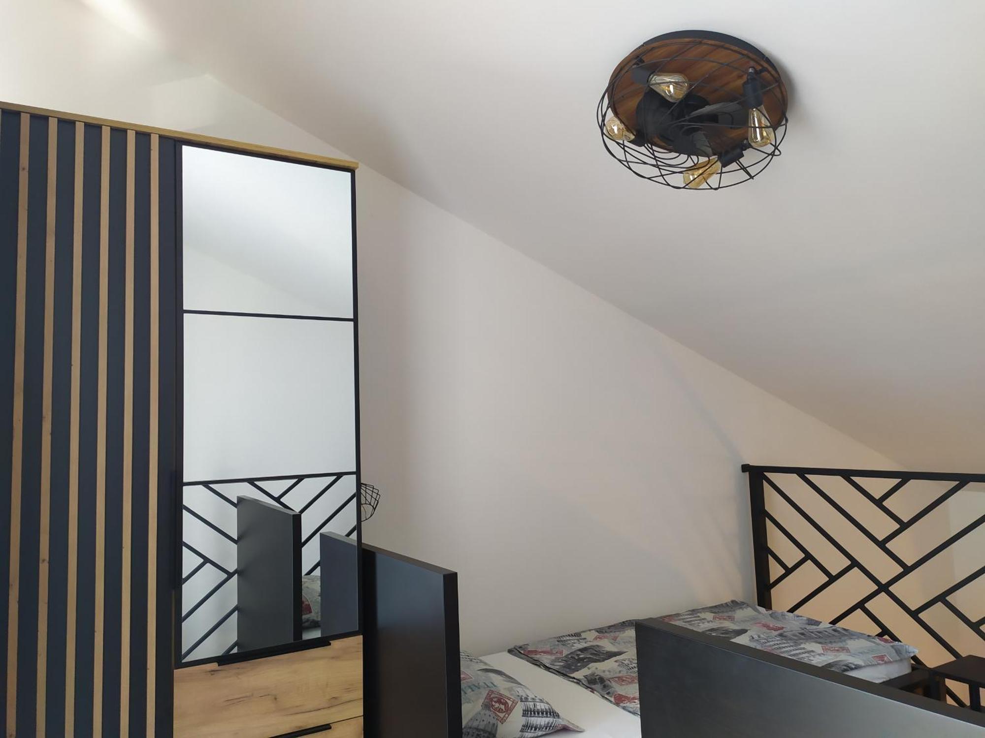 Apartmani Mira Nin Extérieur photo