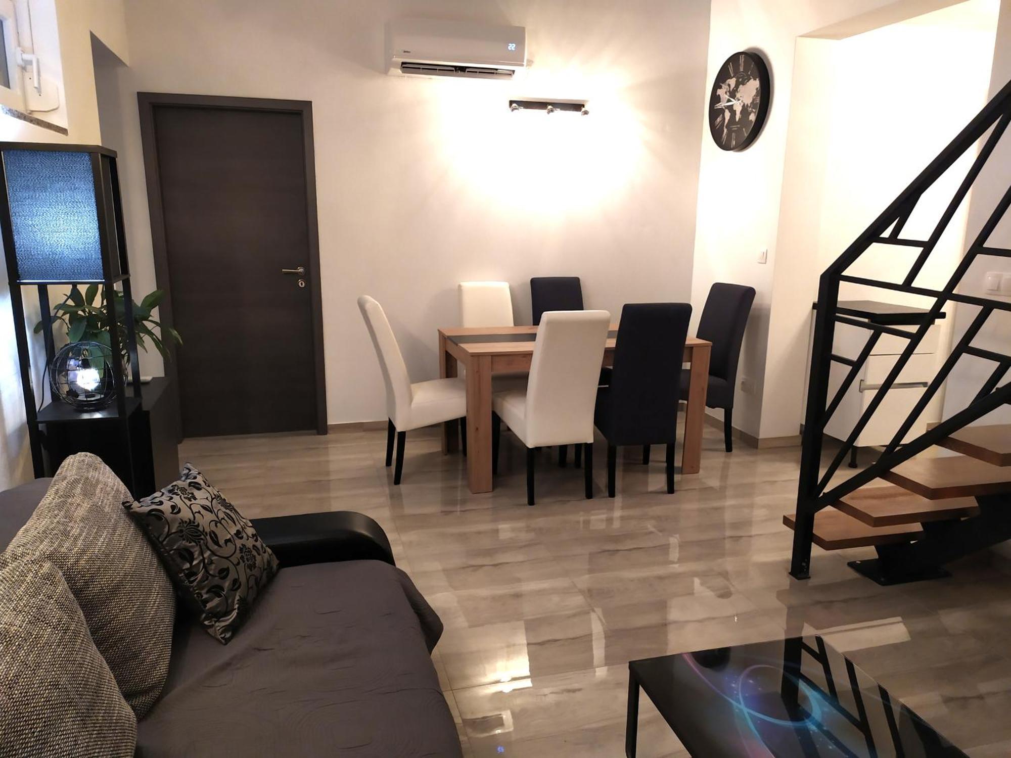 Apartmani Mira Nin Extérieur photo